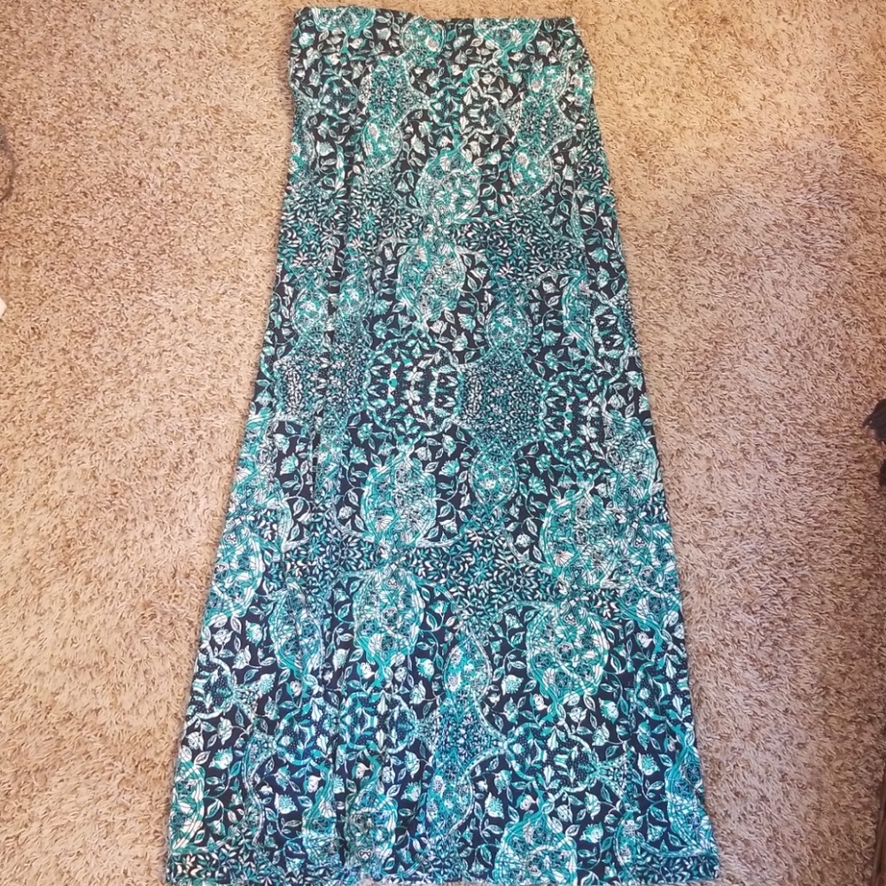 Long maxi skirt
